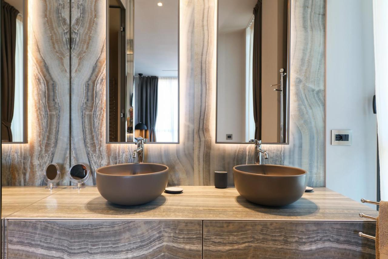 Luxury In Bosco Verticale Isola Mailand