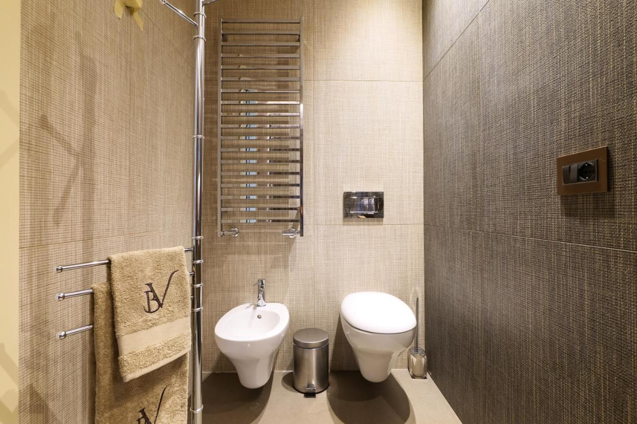 Luxury In Bosco Verticale Isola Apartment